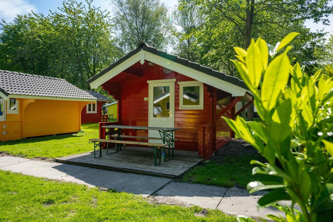 Europarcs Het Amsterdamse Bos Hotel อัมสเทลวีน ภายนอก รูปภาพ